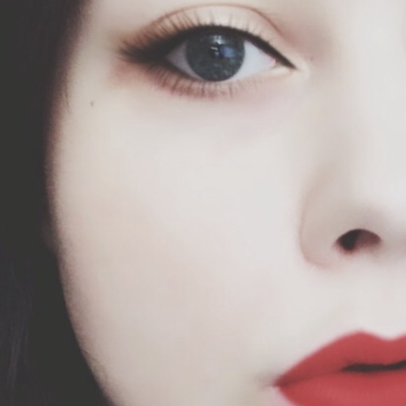 jein_noir